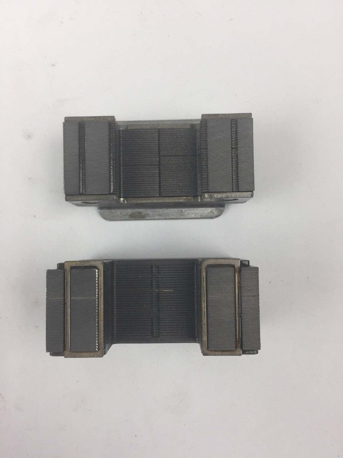 ALLEN BRADLEY Z-31837 YOKE AND ARMATURE ASSEMBLY SIZE 1 & 2 60-50 HZ