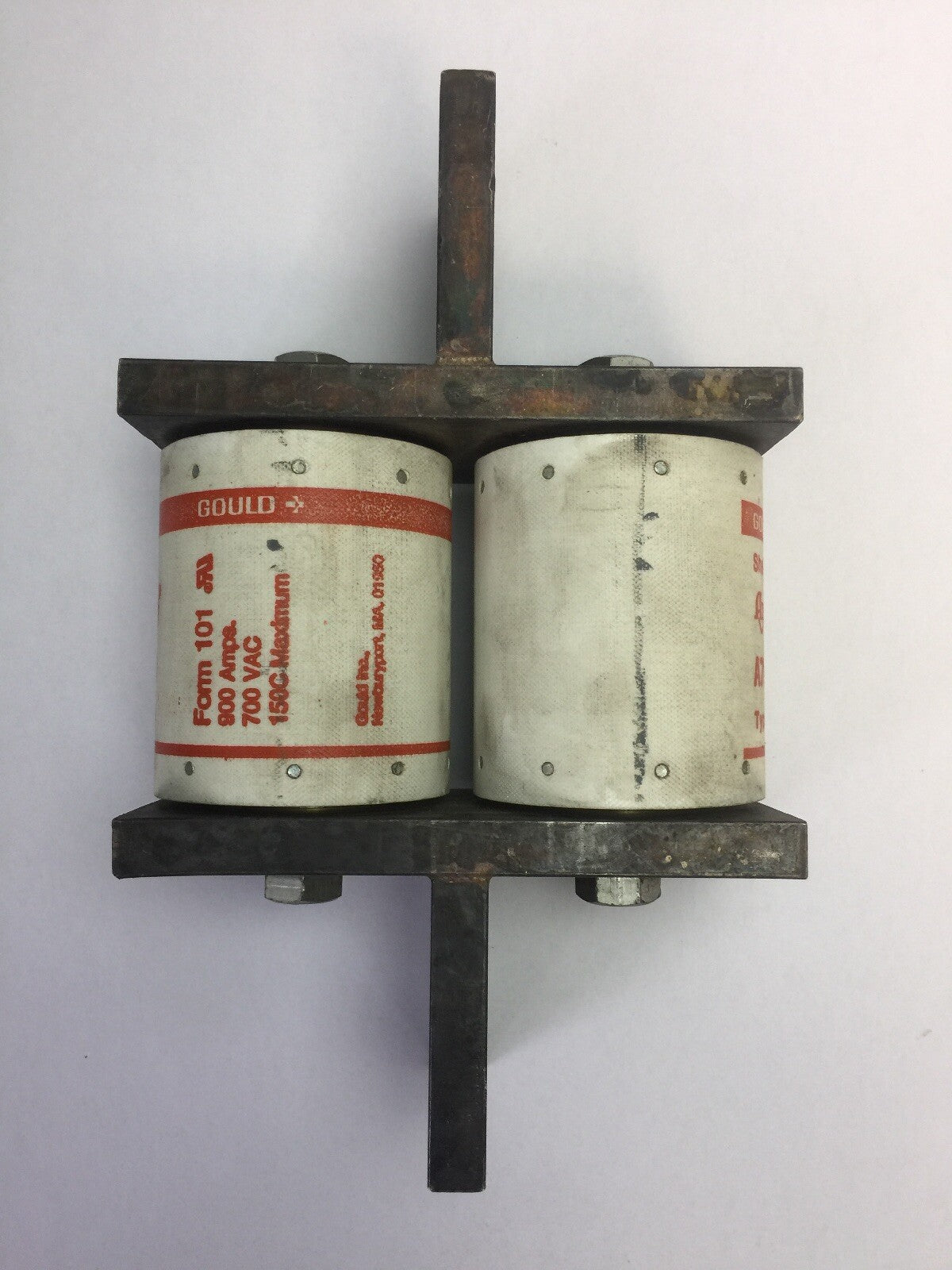 GOULD SHAWMUT AMPTRAP A70P1800 FUSE 1800 AMP 700VAC TYPE 226 FORM 101