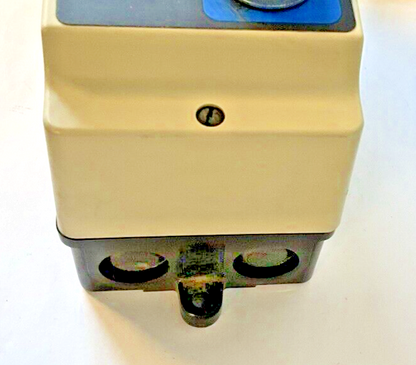DANFOSS 993U506006 PUSHBUTTON ENCLOSURE CI 9
