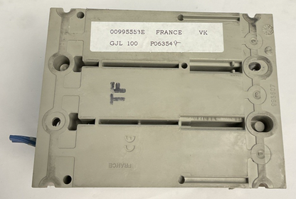 MERLIN GERIN NSE100N NENL34015 CIRCUIT BREAKER 15A 480V *SHUNT WIRE LENGTH VARY*