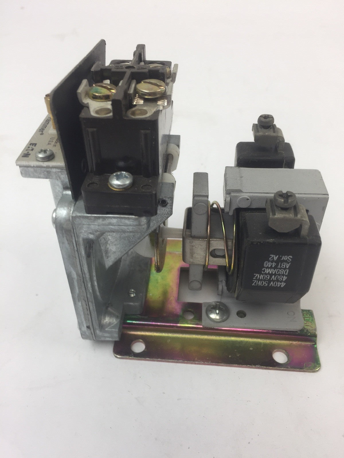 CUTLER HAMMER D80NE1A PNEUMATIC TIMER 440-480V 50/60HZ SERIES A2