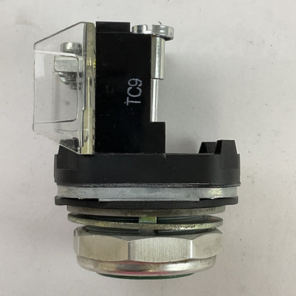 ALLEN BRADLEY 800T-A101 GREEN FLUSH HEAD PUSH BUTTON SER T TYPE 4/13