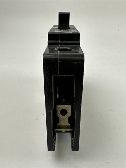 SQUARE D EGB14020 CIRCUIT BREAKER 277VAC 20AMP 1POLE HACR TYPE