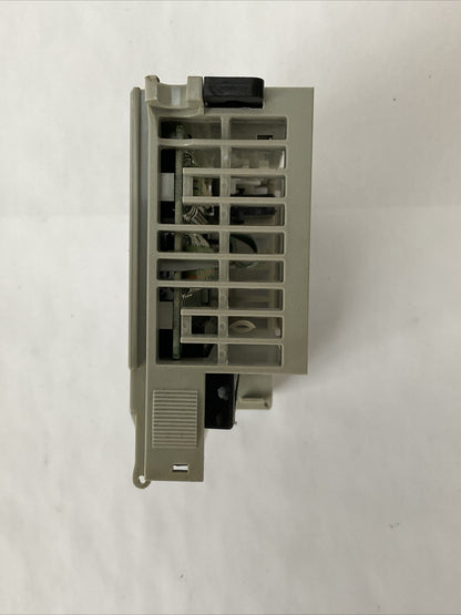 ALLEN BRADLEY 1769-IQ16 SER A F/W REV 3.1 DIR/VER 95320743/03 16PT INPUT MODULE