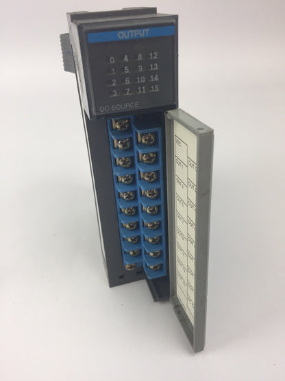 ALLEN-BRADLEY 1746-OB16 SER. D OUTPUT MODULE