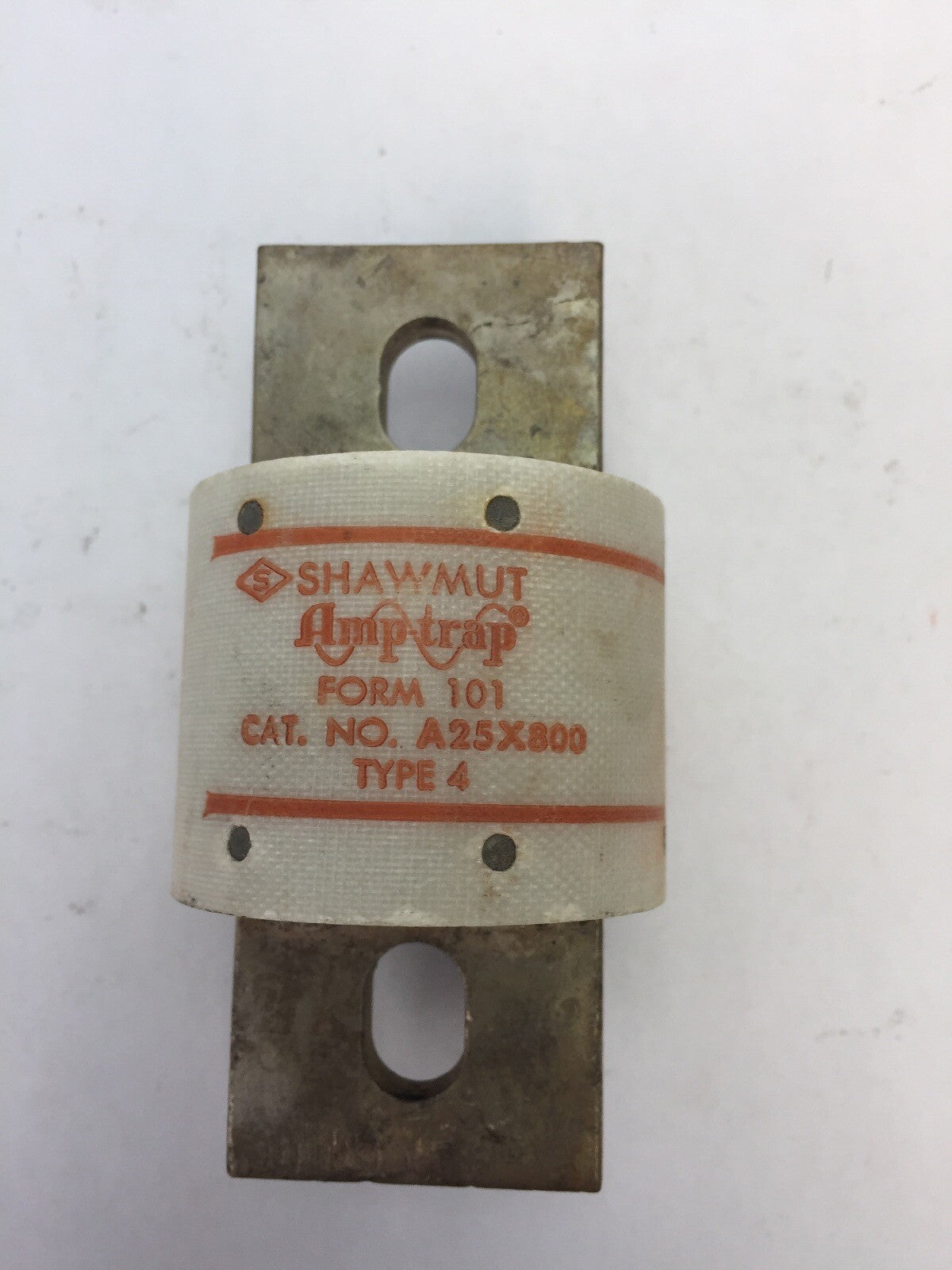 GOULD SHAWMUT AMPTRAP A25X800 FUSE 800AMP 250 VOLTS TYPE 4