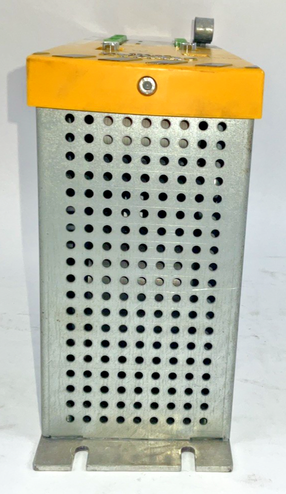 SERVAX SMDC-400 DRIVE 230VAC 50-60HZ 310W F/W01.01 H/W1.0 310W