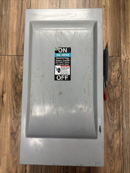 SIEMENS GF224N TYPE VB II 200A 240VAC 3PH 60HP 240VDC 40HP TYPE 1 FUSIBLE