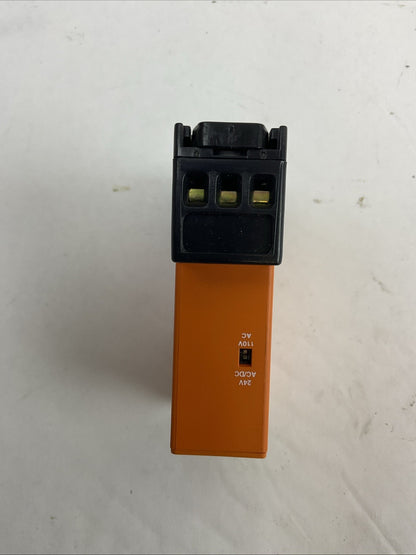 CROUZET SYRELEC BCRU-110A 110VAC TIMER MODULE OUTPUT SPDT 10AMP 250VAC