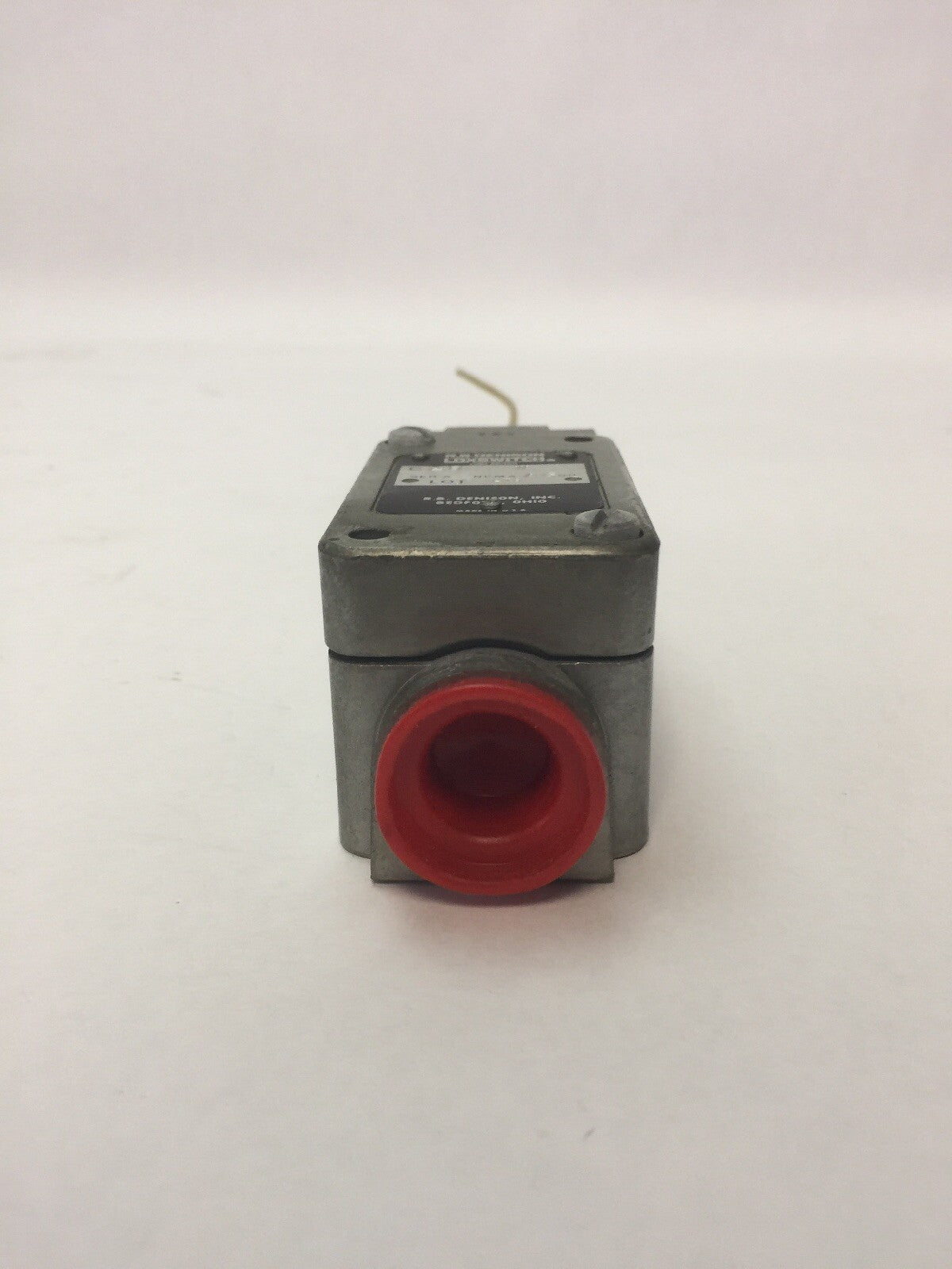 R.B. DENISON LOXSWITCH C2BW LIMIT SWITCH