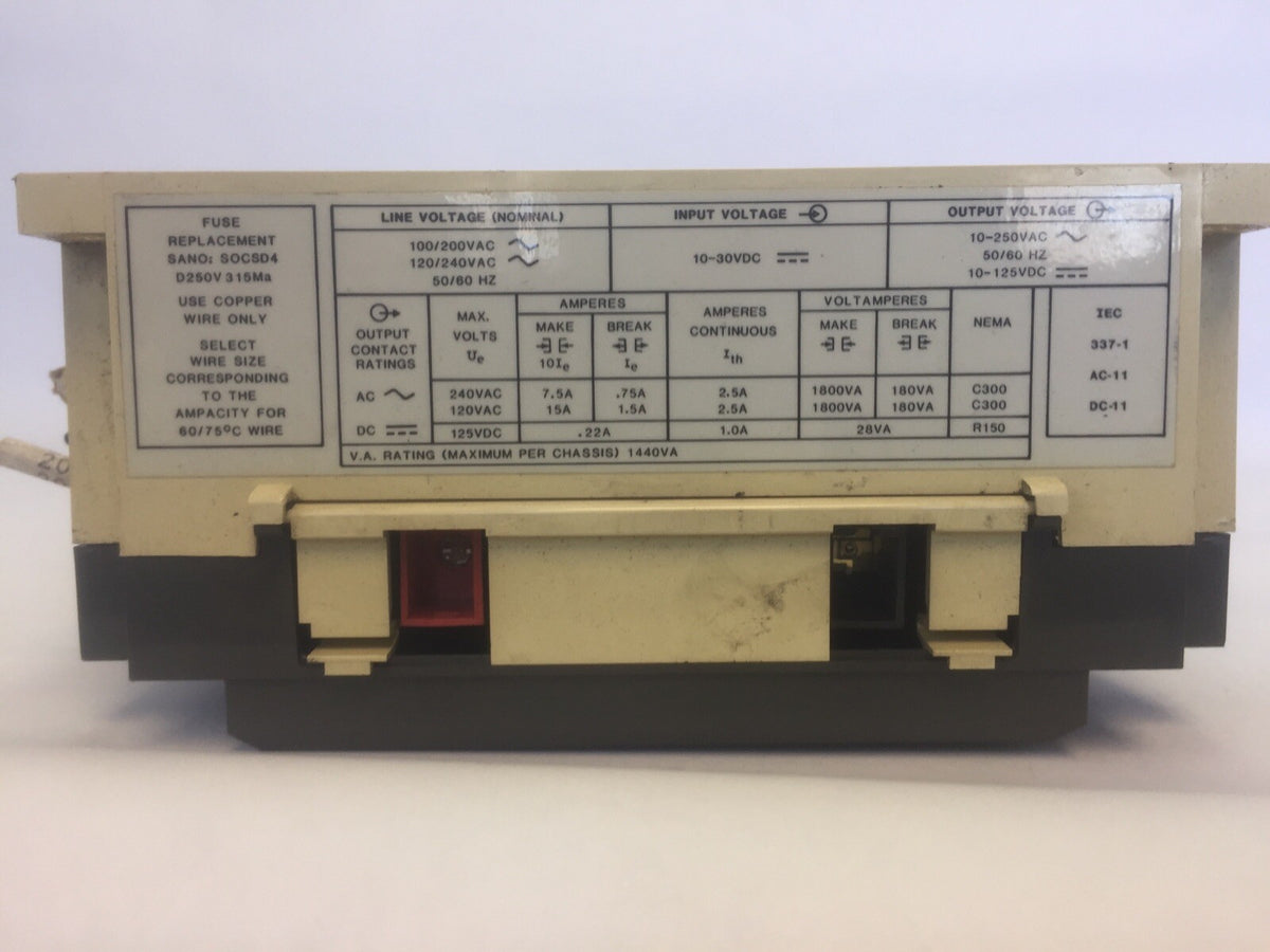 ALLEN BRADLEY 8500-E153 DIGITAL I/O MODULE SER A INPUT 10-30VDC OUTPUT 10-250VAC