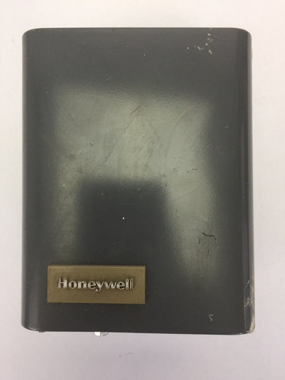 HONEYWELL R182C 1051 SWITCHING RELAY 120V 50-60CY TYPE R182B & C 44.4AMP