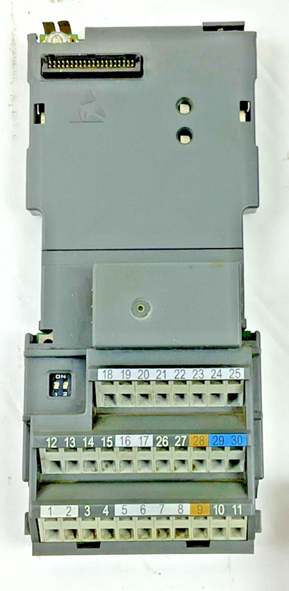 SIEMENS 6SE6440-2UD13-7AA1 FREQUENCY INVERTER MICRMASTER 440 VER. H01/2.21