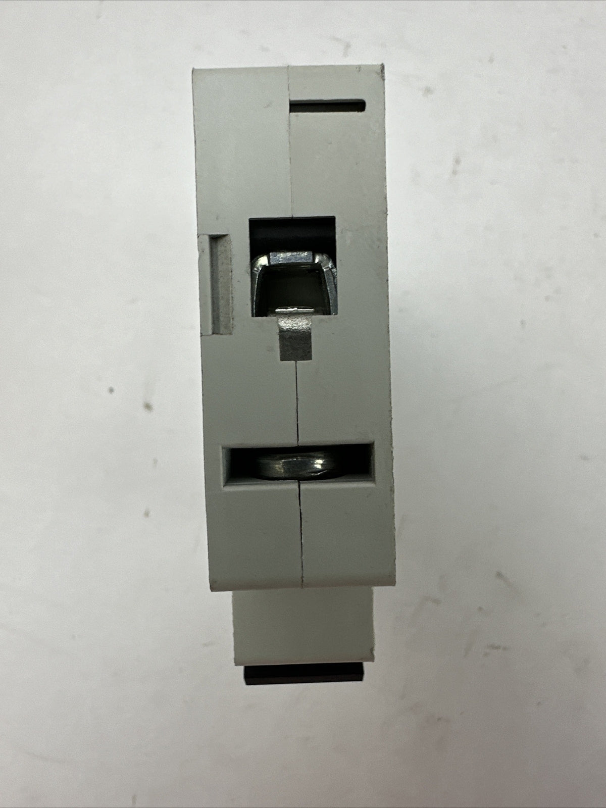 EATON FAZ-B15/1-SP CIRCUIT BREAKER 15A 240/415VAC 254VAC 1POLE