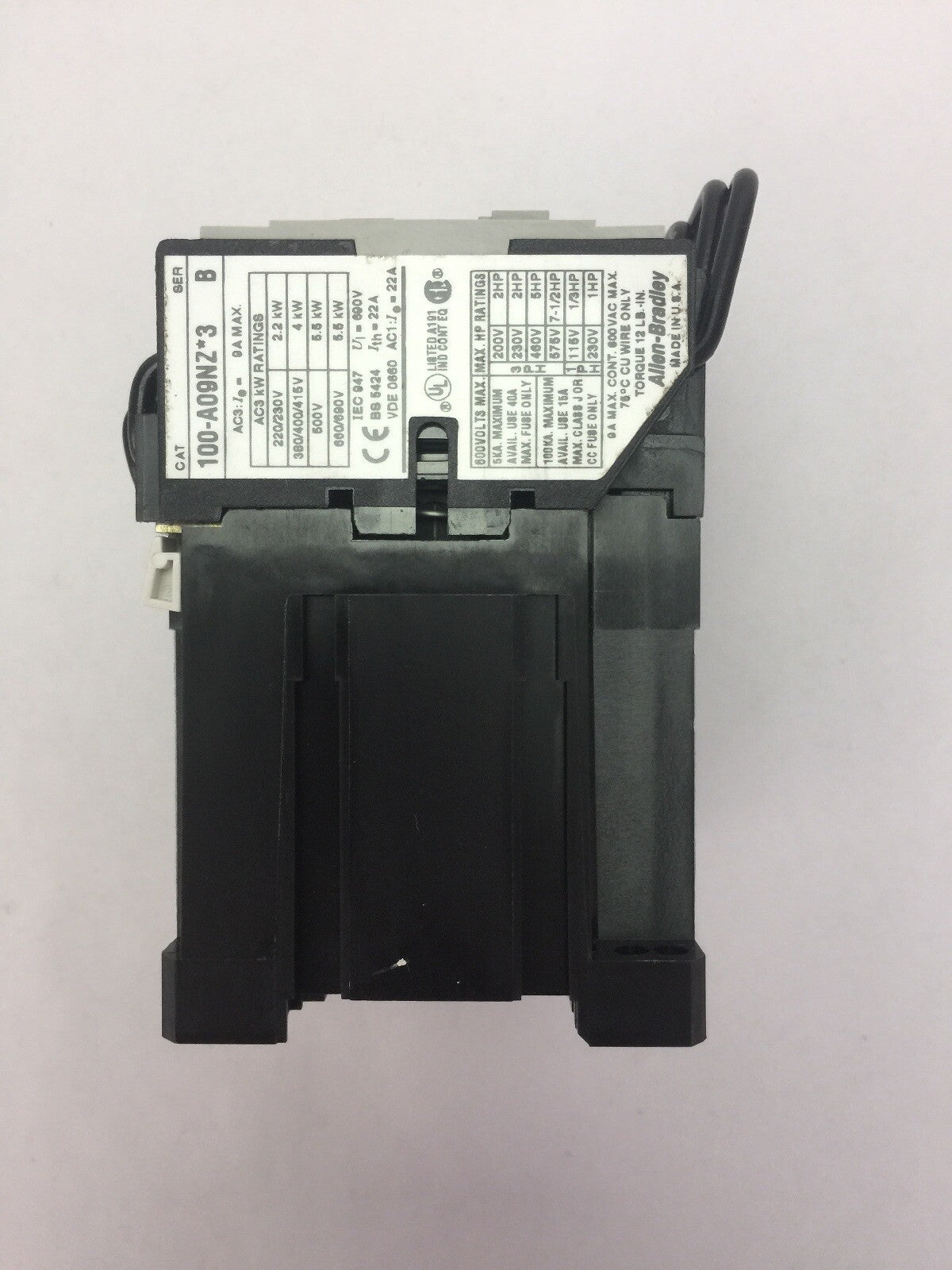 ALLEN BRADLEY 104-A09NZ243 REVERSING CONTACTOR SER A 600VAC 9A 5HP COIL 24VDC