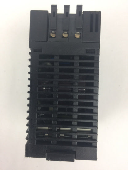 ALLEN BRADLEY 1606-XLP25A POWER SUPPLY INPUT 100-240VAC OUTPUT 5-5.5VDC 5A 25W