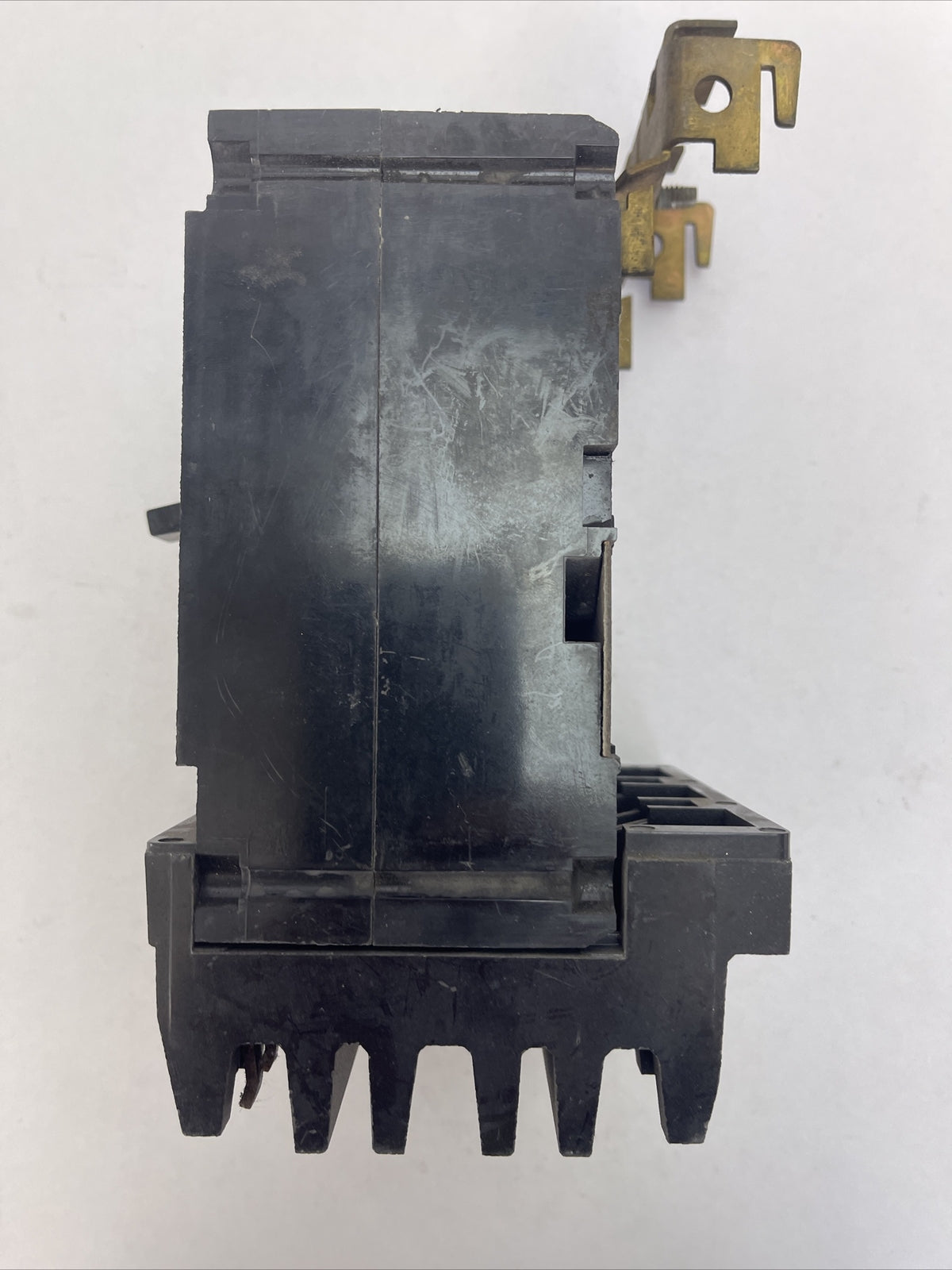 SQUARE D FH36020 MOLDED CASE CIRCUIT BREAKER 20A 600VAC 250VDC 3POLE