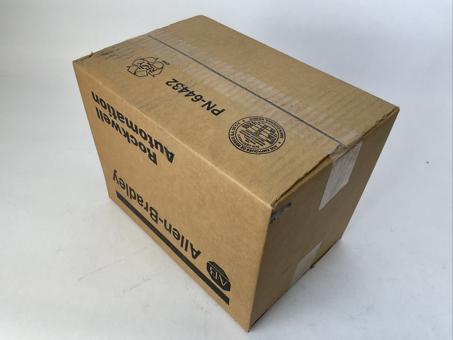 ALLEN BRADLEY MPL-B310P-SJ72AA SER A 480VAC ROTARY SERVO MOTOR