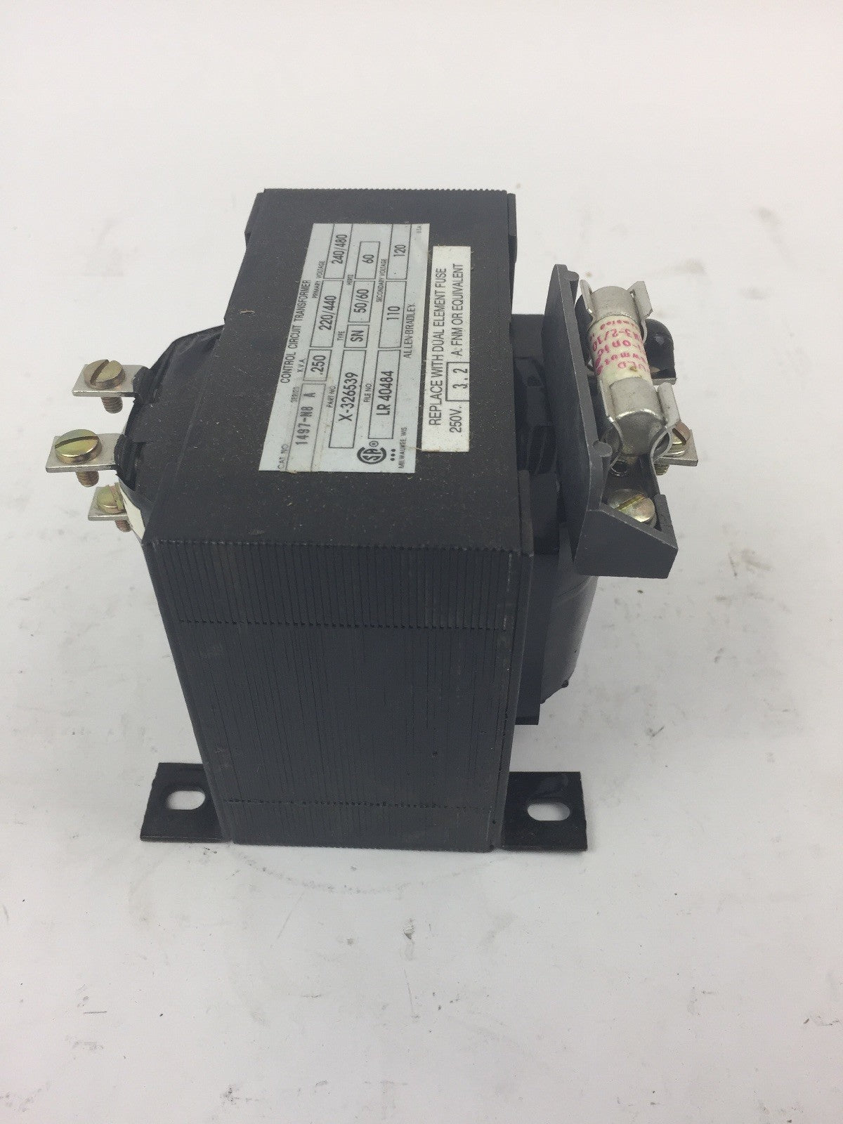ALLEN BRADLEY 1497-N8 CONTROL CIRCUIT TRANSFORMER .250 KVA 240/480V 60HZ SER A
