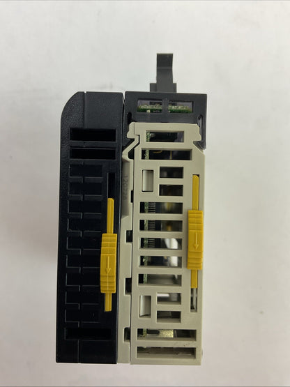 OMRON CJ1W-ID232 INPUT UNIT 24VDC 4.1mA CJ1W-TER01 END CAP