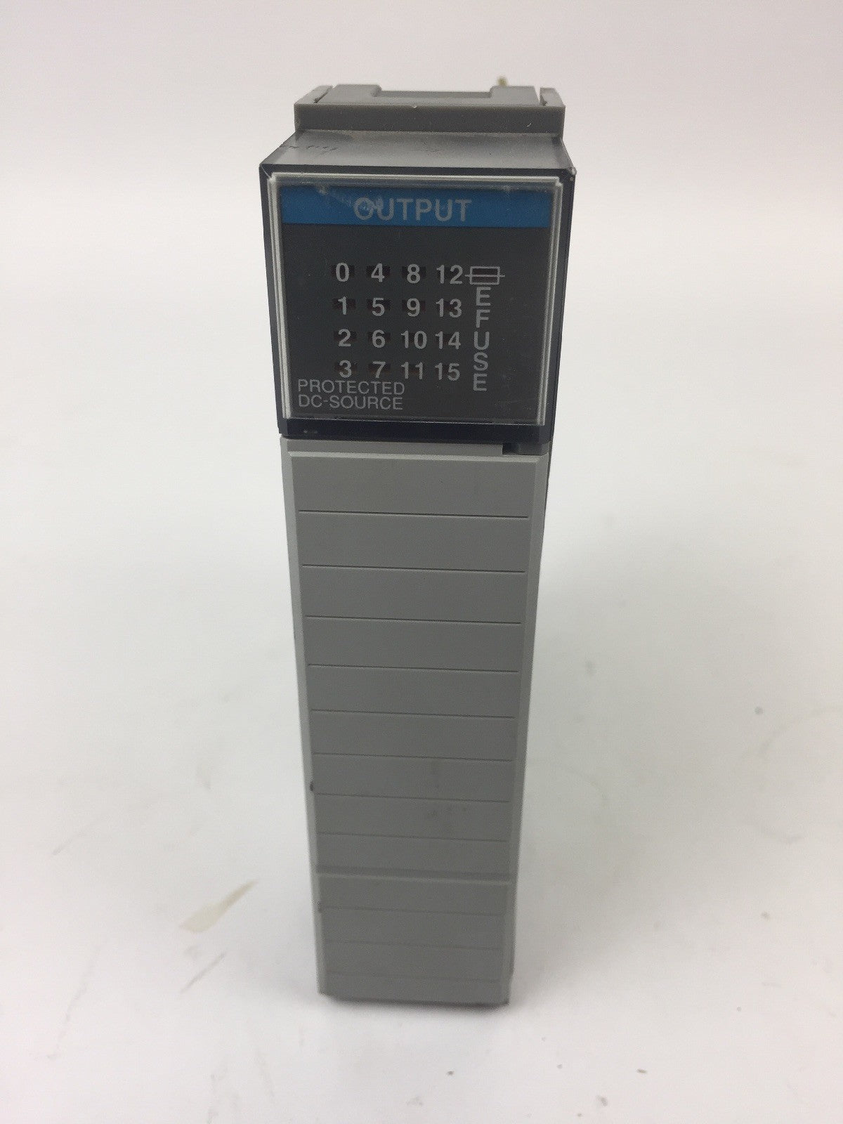 ALLEN BRADLEY 1746-0B16E OUTPUT MODULE SER B SLC500 10-30 VDC
