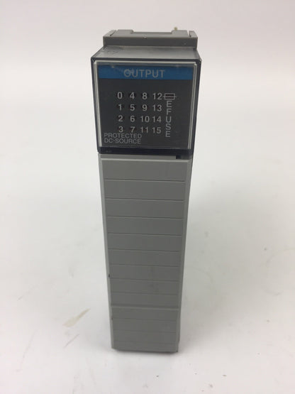 ALLEN BRADLEY 1746-0B16E OUTPUT MODULE SER B SLC500 10-30 VDC