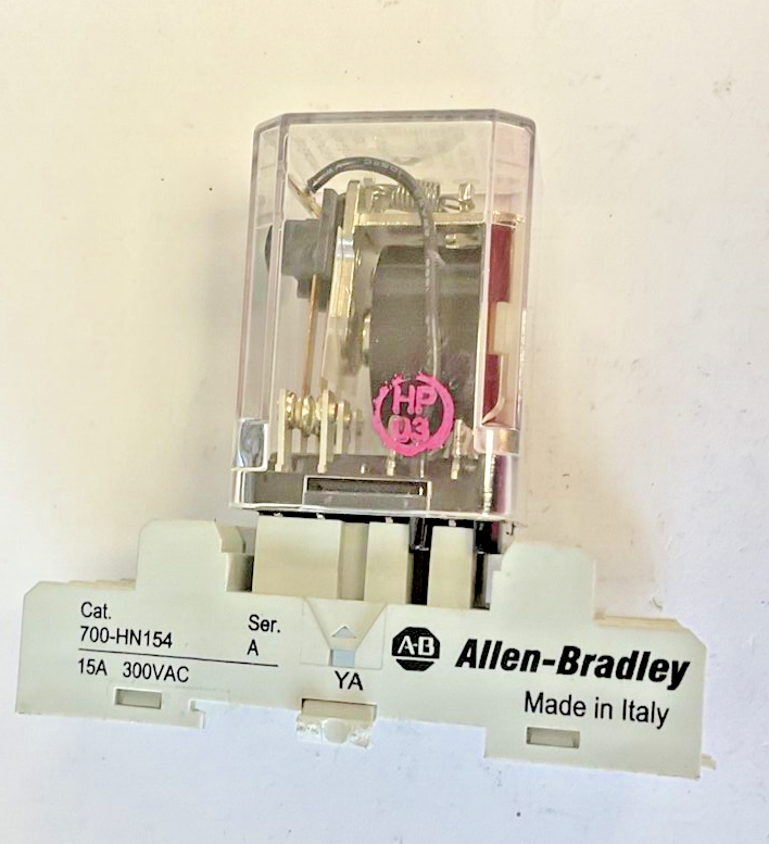 TYCO KUP-14D15-24 RELAY 24VDC W/ ALLEN BRADLEY 700-HN154 SER.A  15A ***LOTOF4***