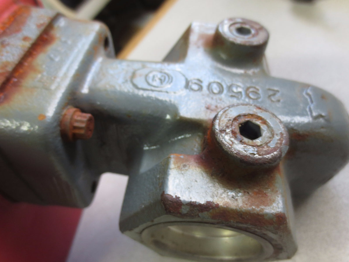 MAXON ATMOSPHERE GAS CONTROL VALVE - 1-1/4" 100psi, for ENDOTHERMIC FLUID 120V