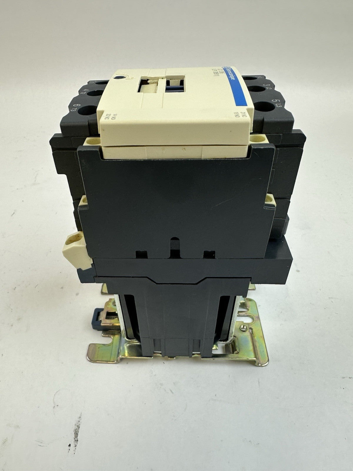 SCHNEIDER TELEMECANIQUE LC1 D65 CONTACTOR 80A 3P 24V DC COIL LP1D6511 50HP