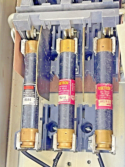 CUTLER HAMMER - A30CWA0 A2- COMBINATION MOTOR STARTER WITH MOTOR CIRCUIT SWITCH
