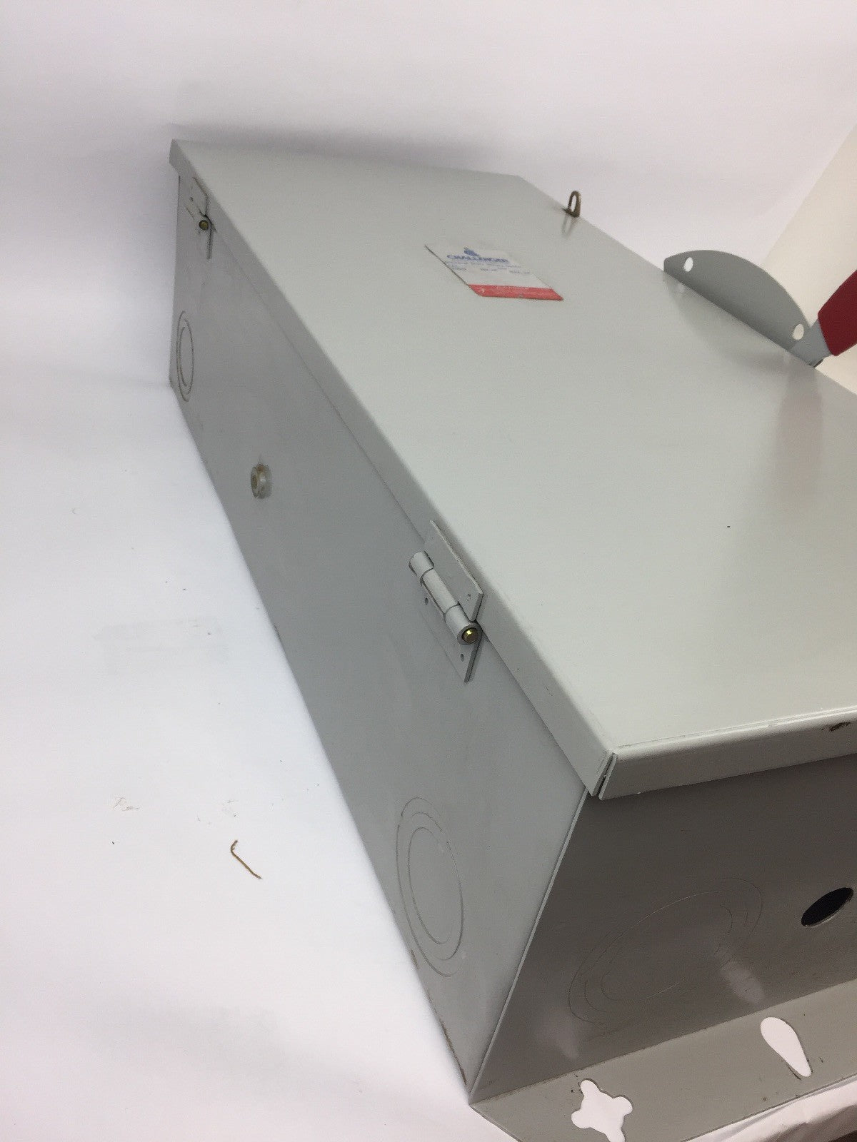 CHALLENGER GD324NFC 200 AMP 240 VAC 3 POLES NEMA 1 NON FUSIBLE GENERAL DUTY