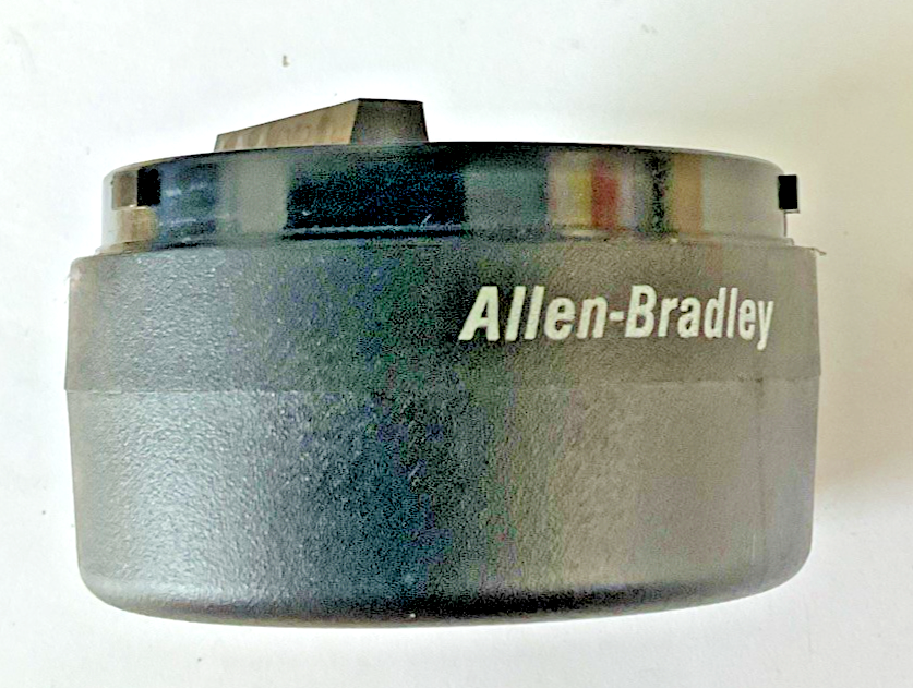 ALLEN BRADLEY 855T-BMM25C STACK LIGHT BASE SER.B 250V