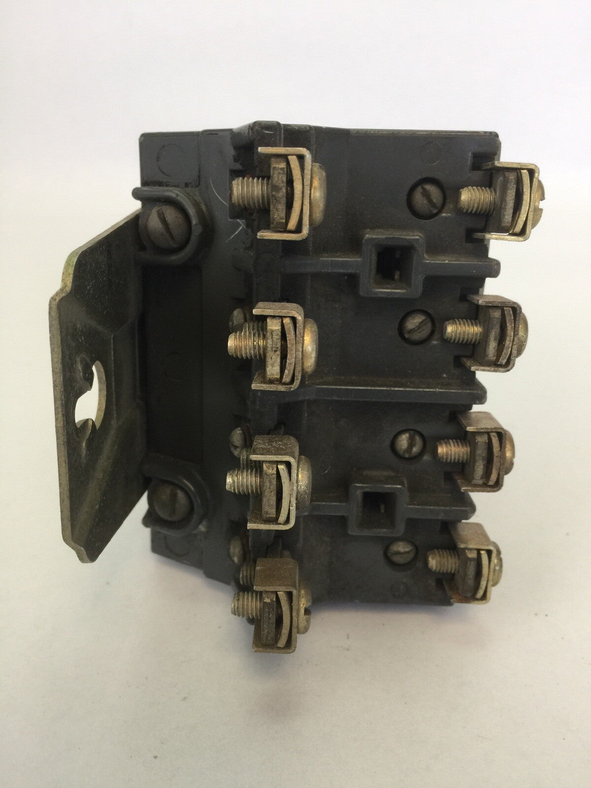 ALLEN BRADLEY 702BOE93 CONTACTOR 600VAC 30A SERIES K 71A86 COIL 120V 60HZ