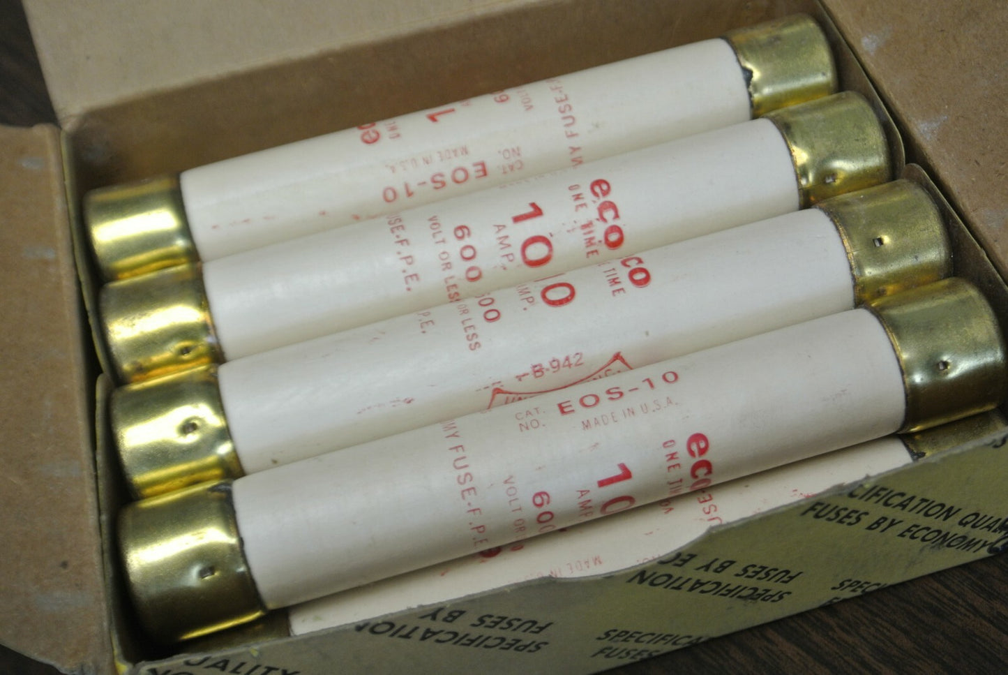 LOT of 9 / ECO / ECONOMY EOS10 ONE-TIME FUSE / 10A / 600V NEW SURPLUS