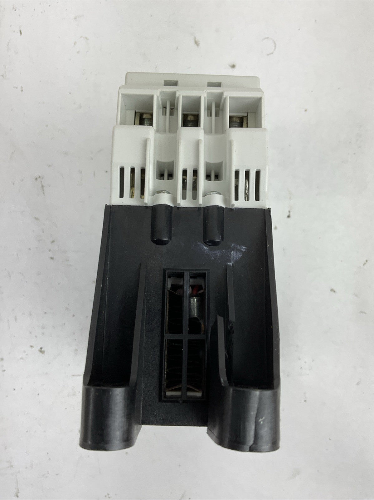EATON CUTLER HAMMER S752L09N3S 600VAC 9AMPS 7.5HP 3PH SOFT START 24VDC