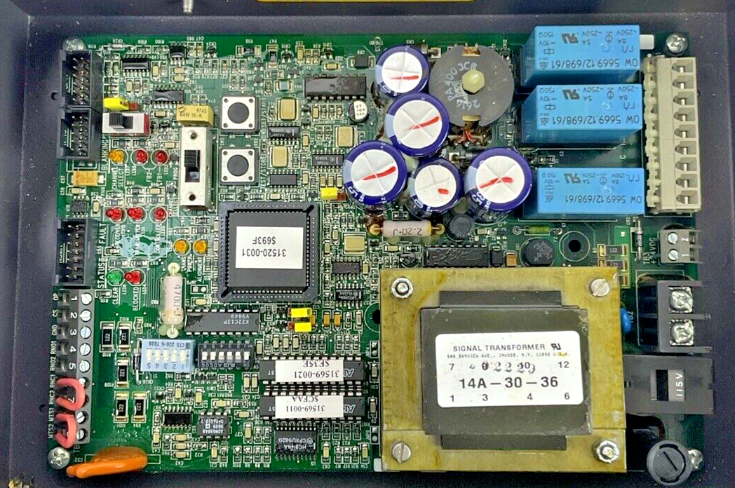 STI 70027-1000 LIGHT CURTAIN CONTROLLER LCC-FB-AC1-U 115VAC 50/60HZ 30VA