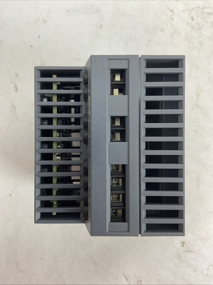 SIEMENS 1P 6EP1961-2BA11 SITOP PSE200U SELECTIVITY MODULE OUTPUT 4xDC 24V 12A