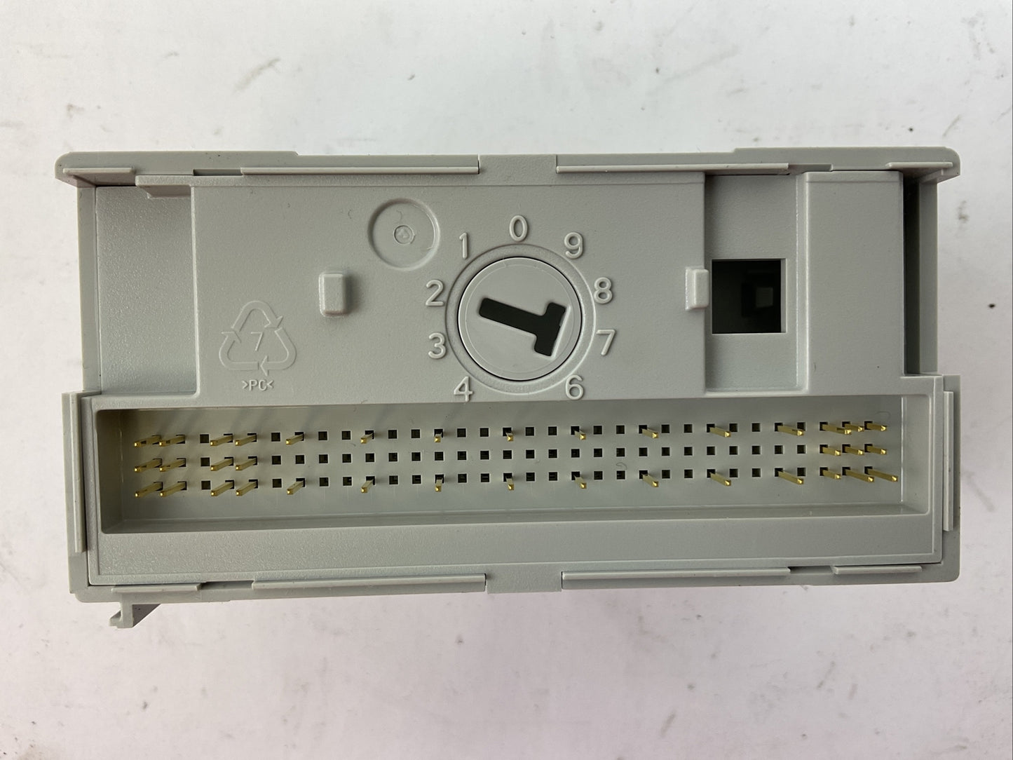 ALLEN BRADLEY 1794-OB16P SER A 16PT DIGITAL OUTPUT MODULE OUTPUT 10-31.2VDC