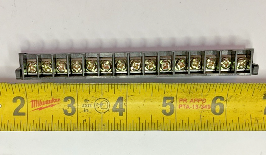 DIRECT LOGIC 150 PLC TERMINAL 15 SCREW ****LOTOF2***