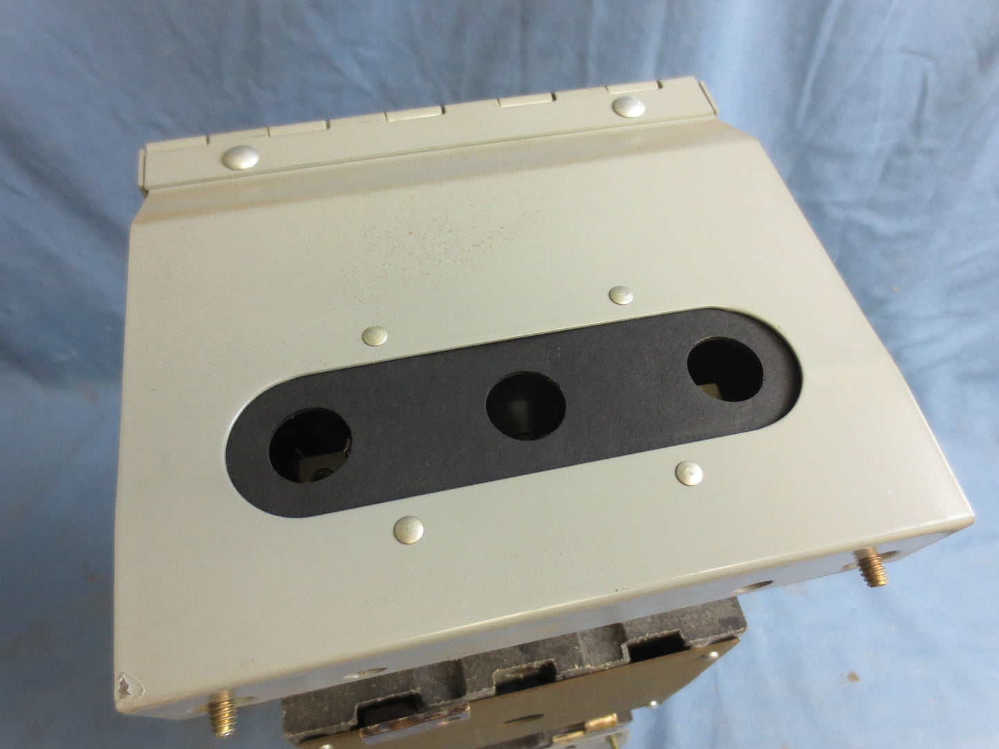 I-T-E V7E2611LR VACU-BREAK PANELBOARD SWITCH UNIT 600V 30-30A - NEW SURPLUS