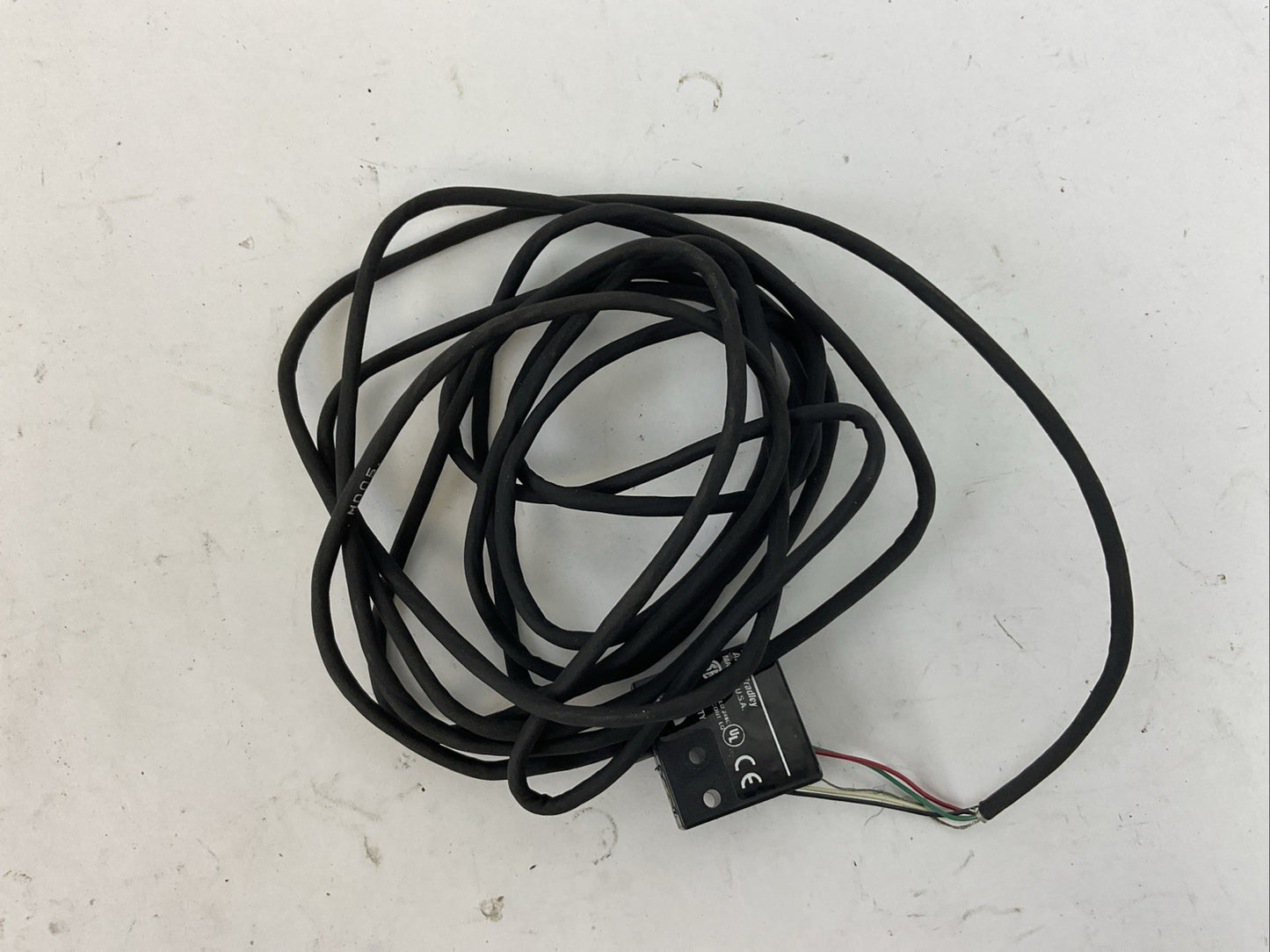 ALLEN BRADLEY 42SMU-7000 SER B 28VDC PHOTOSWITCH RETROREFLECTIVE