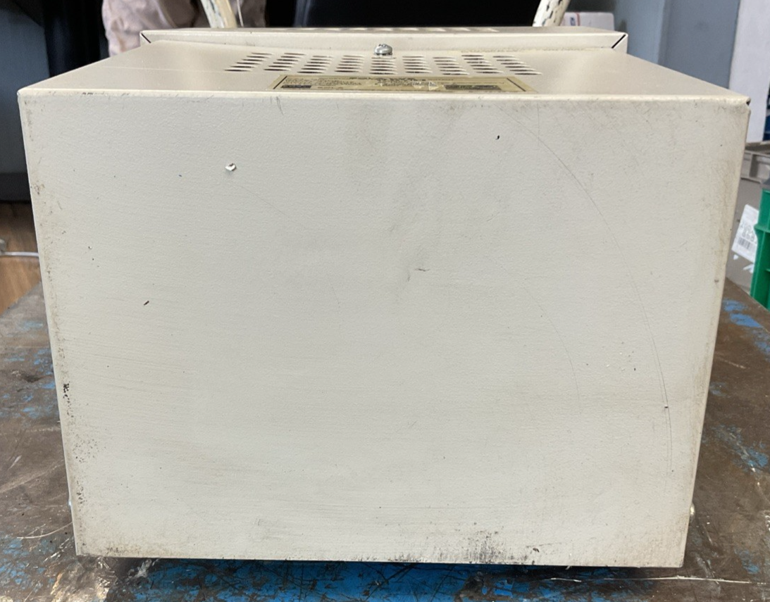 SOLA CVS 23-23-210-8 VOLTAGE REGULATOR OUTPUT 120/240V 1000VA