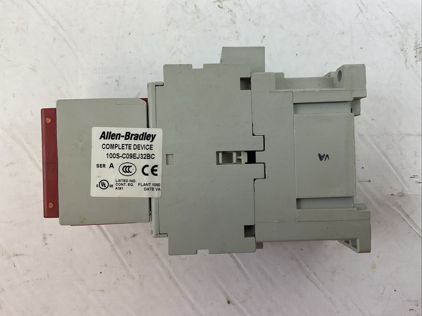 ALLEN BRADLEY 100S-C09EJ32BC CONTACTOR 24VDC COIL (100-C09E*10 + 100S-F)