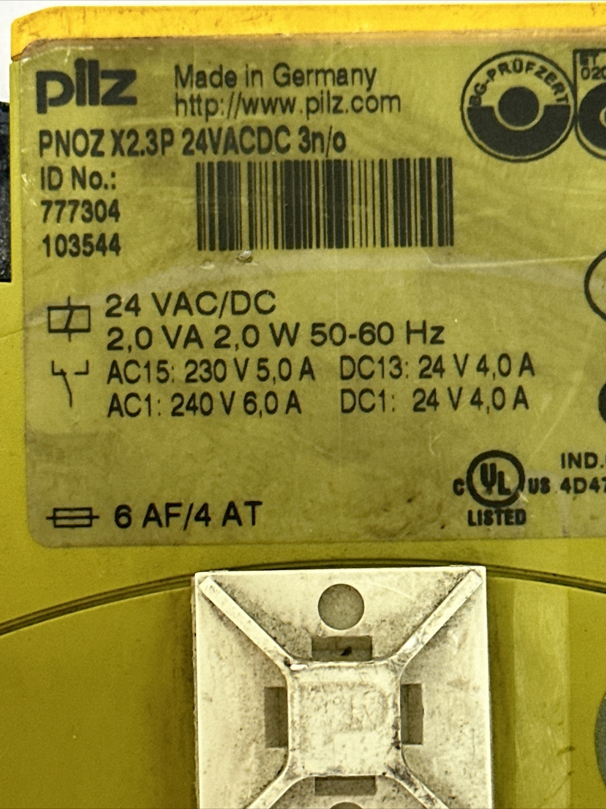 PNOZ X2.3P 24VACDC 3n/o SAFETY RELAY 24V