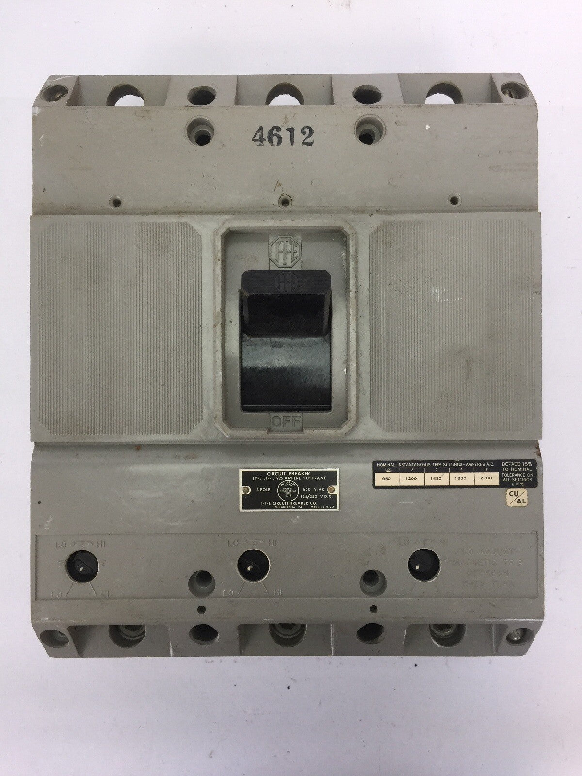 ITE CIRCUIT BREAKER TYPE ET-75 225AMP HJ FRAME 600VAC 125/250VDC 3P ADJ MAG TRIP