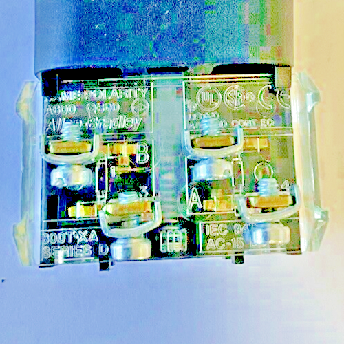 ALLEN BRADLEY 800T-QAH24G PUSH BUTTON SER.T 24VAC/VDC