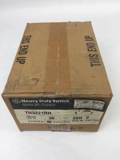 GE TH3221RH HEAVY DUTY SWITCH NEMA 3R OUTDOOR 120/240 VOLT 240 AC 30 AMP 3SN POL