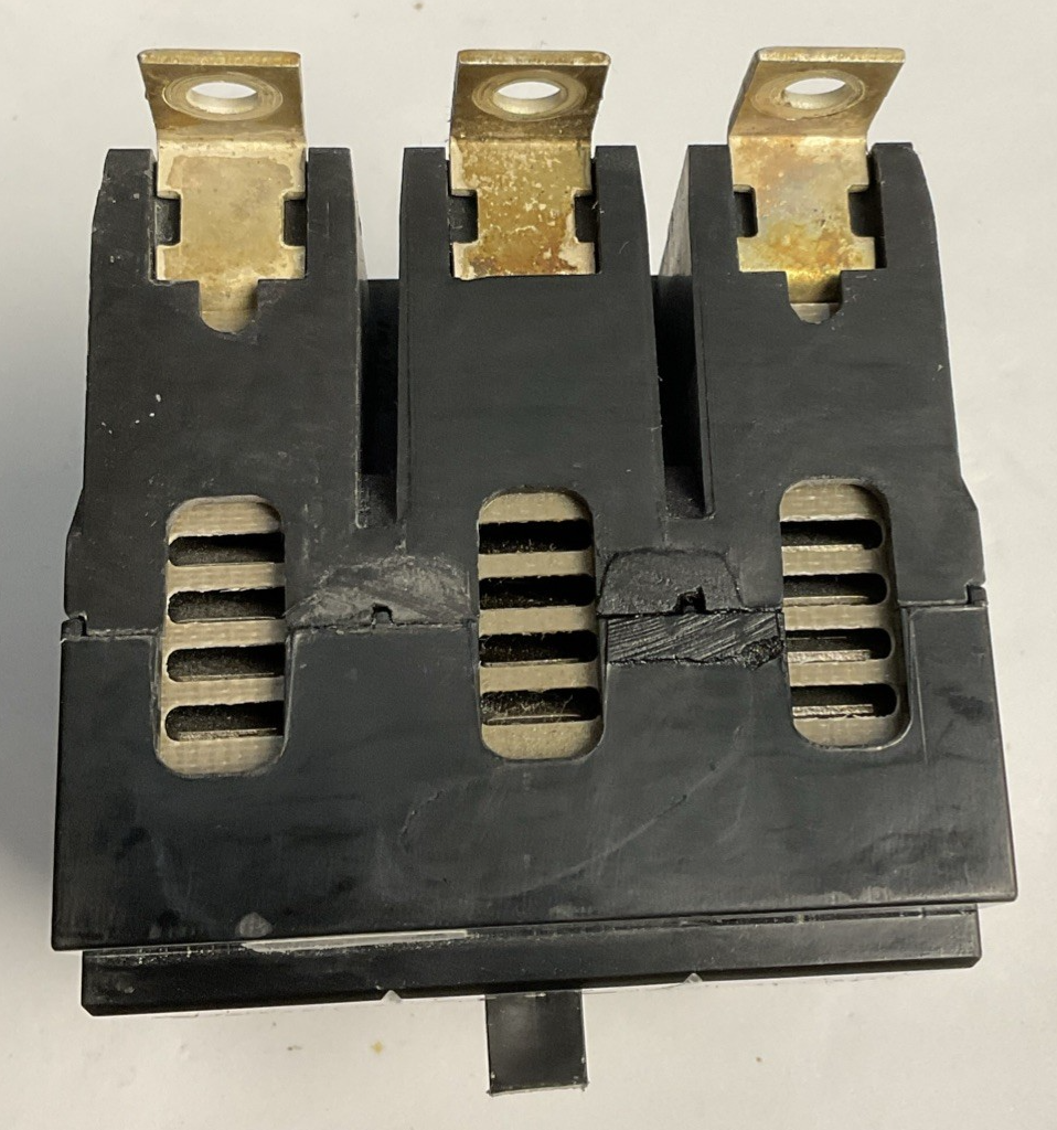 CUTLER HAMMER GHB3015 CIRCUIT BREAKER 15A 480VAC 250VDC 3P