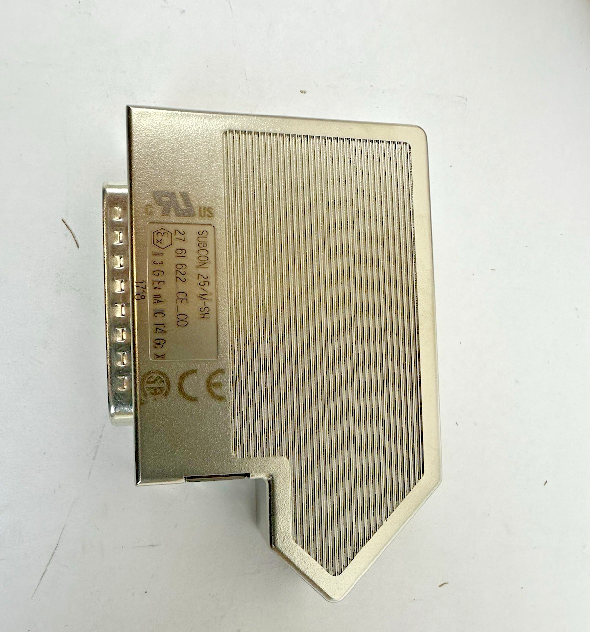 PHOENIX CONTACT D-SUB STANDARD CONNECTOR 2761622 SUBCON 25/M-SH