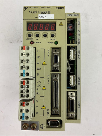 YASKAWA SGDH-02AE SERVOPACK OUTPUT 3PH 0-230VAC 2.1A 0.2kW JUSP-NS100